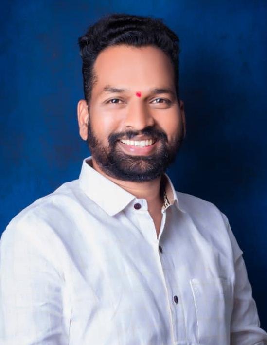 ## NEWS EXPRESS 18 | न्यूज एक्सप्रेस १८ विशेष बातमी पत्र **वेगाने… अचूक… तुमच्यापर्यंत!** शरदनगर स्पाईन रोडलगतचा पर्यायी मार्ग बंद केल्याने नागरिकांमध्ये संताप; मारुती जाधव यांचा तीव्र आंदोलनाचा इशारा…..